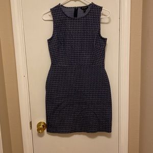 Banana Republic blue houndstooth sheath dress size 8